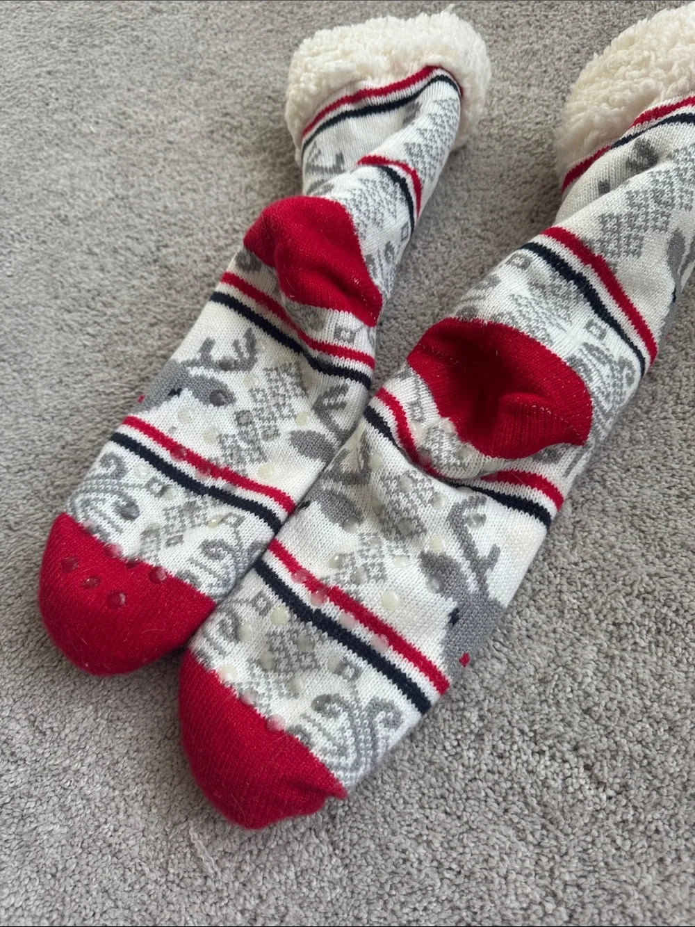Cozy Reindeer Sherpa-Lined Fuzzy Socks - White & Red
